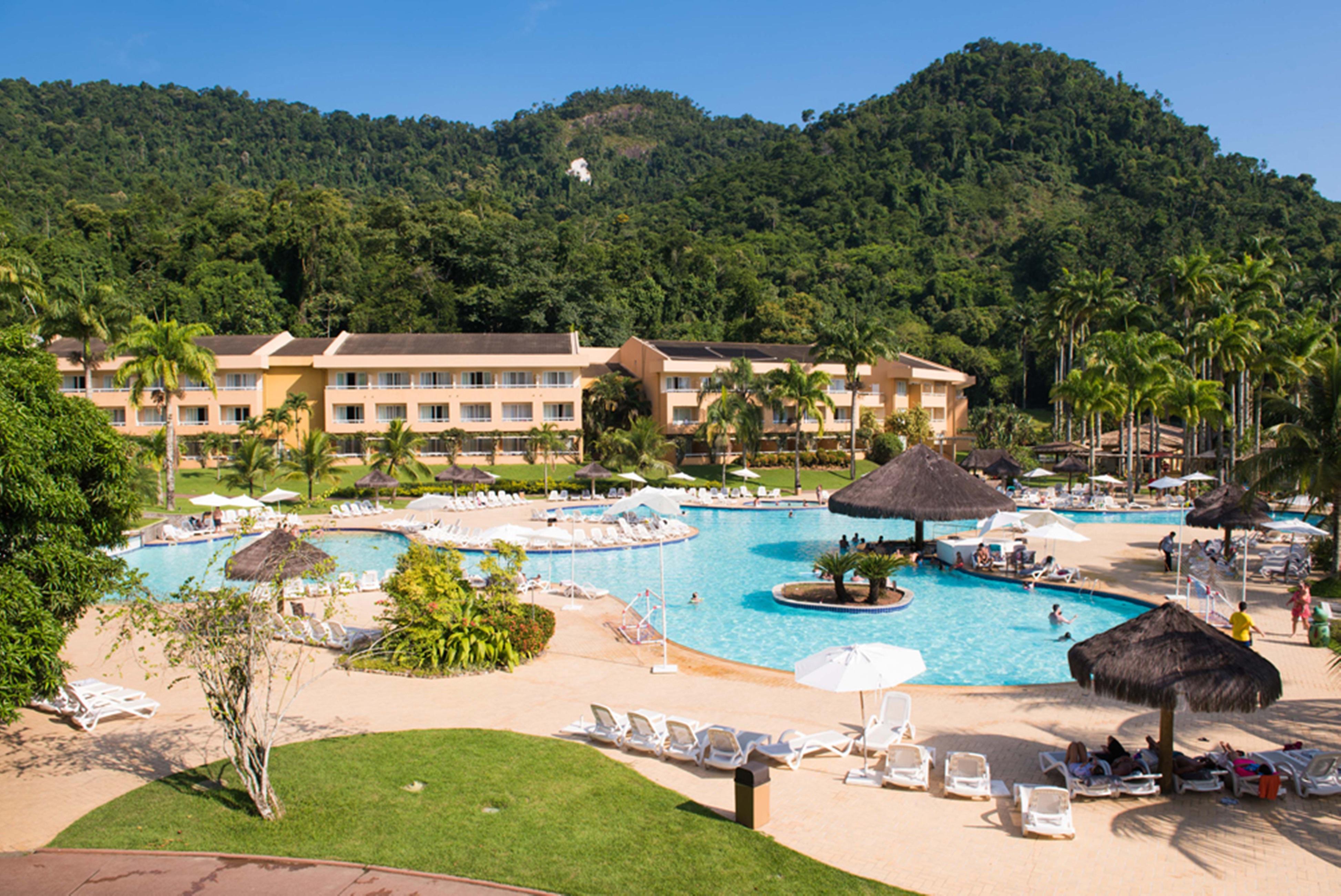 Vila Gale Eco Resort Angra Ангра дос Рейс Екстериор снимка The resort's main pool